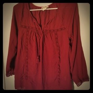 Lucky brand top LS maroon with lace detail M